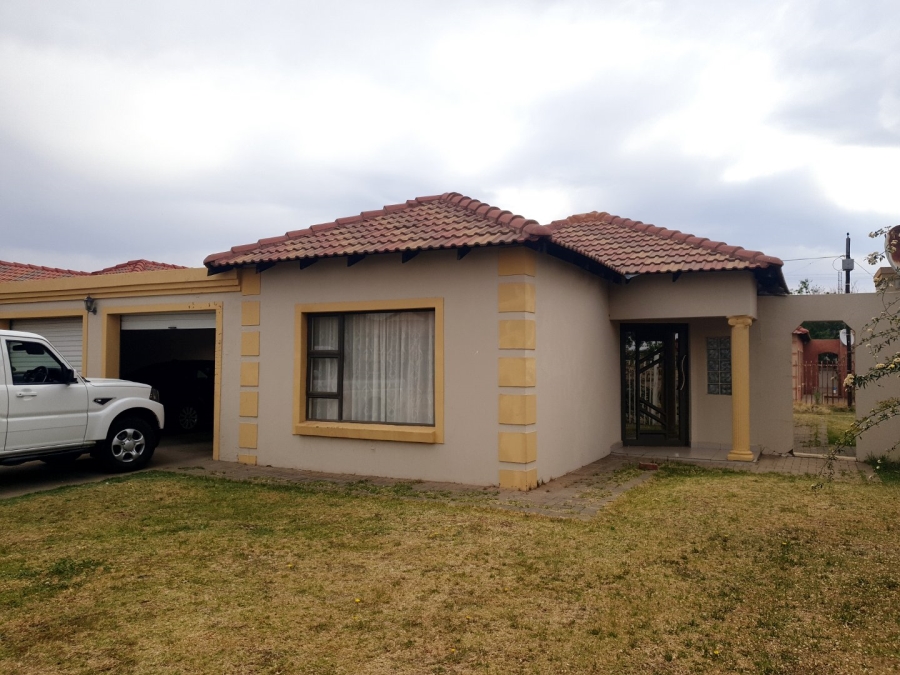 3 Bedroom Property for Sale in Mandela View Free State